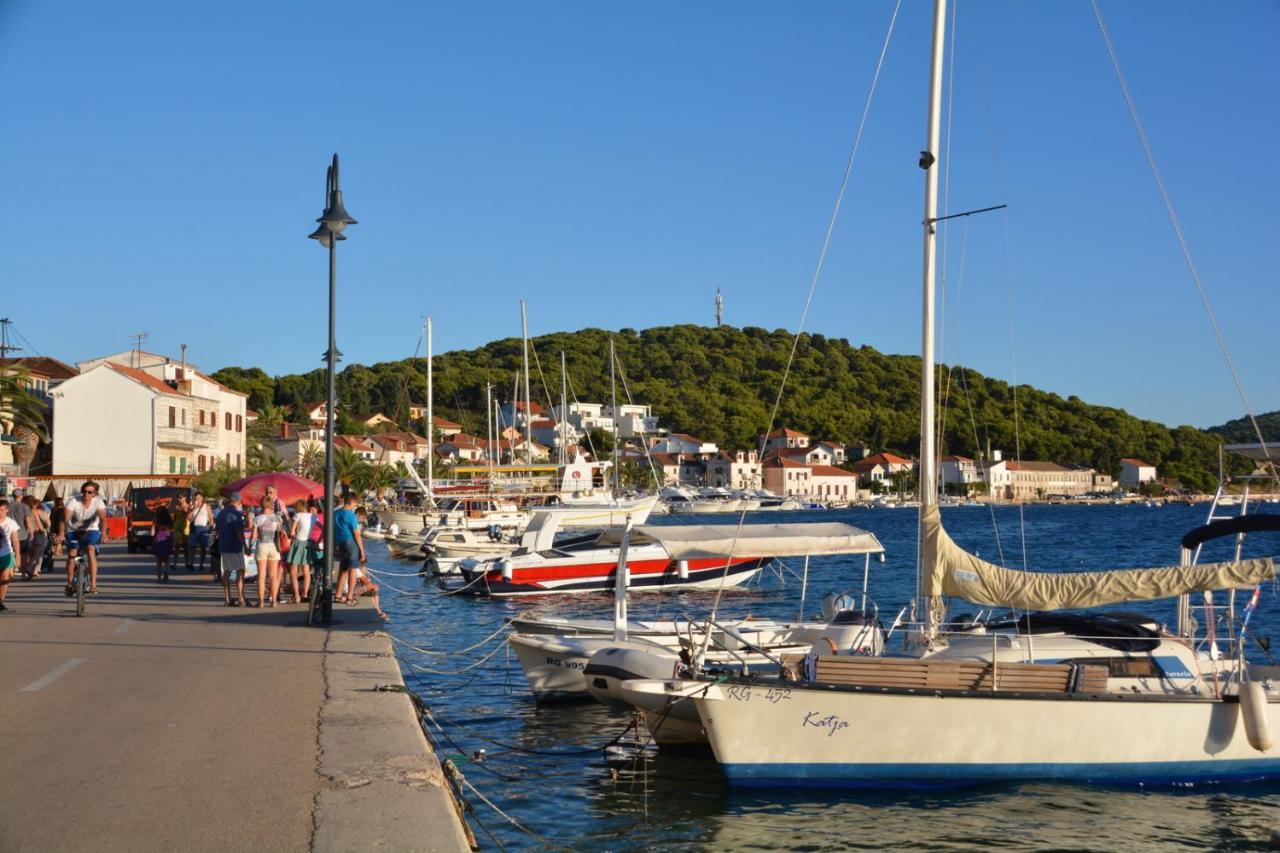 Lastin Dvor Rogoznica  Exteriör bild